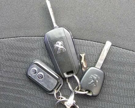 Пежо 301 2015 в Киеве на Automoto.ua Коричневый Пежо 301, объемом двигателя 1.2 л и пробегом 170 тыс. км за 5000 $, фото 26 на Automoto.ua