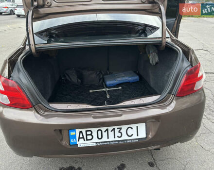 Коричневий Пежо 301, об'ємом двигуна 1.56 л та пробігом 112 тис. км за 8000 $, фото 12 на Automoto.ua