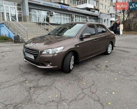 Коричневий Пежо 301, об'ємом двигуна 1.56 л та пробігом 112 тис. км за 8000 $, фото 2 на Automoto.ua