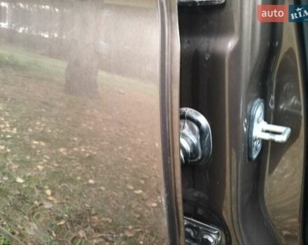 Коричневый Пежо 301, объемом двигателя 1.56 л и пробегом 76 тыс. км за 8000 $, фото 3 на Automoto.ua