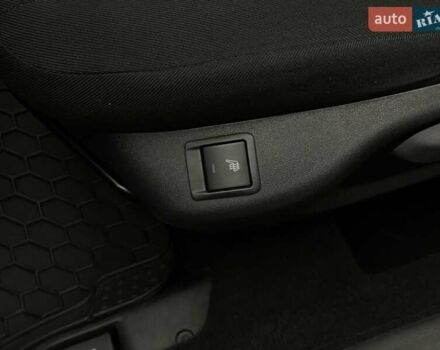 Пежо 301, объемом двигателя 1.2 л и пробегом 104 тыс. км за 8303 $, фото 13 на Automoto.ua