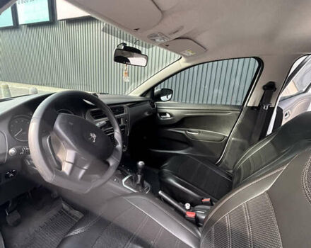 Пежо 301, объемом двигателя 1.59 л и пробегом 112 тыс. км за 7400 $, фото 9 на Automoto.ua