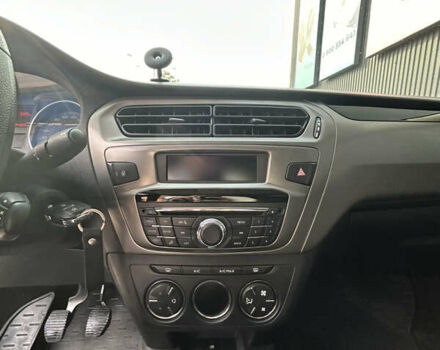 Пежо 301, объемом двигателя 1.59 л и пробегом 112 тыс. км за 7400 $, фото 14 на Automoto.ua