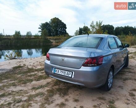 Пежо 301, объемом двигателя 1.59 л и пробегом 140 тыс. км за 7500 $, фото 4 на Automoto.ua