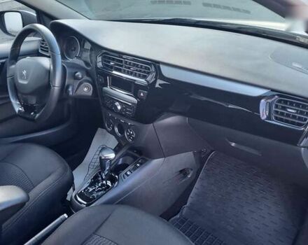 Пежо 301, объемом двигателя 1.6 л и пробегом 72 тыс. км за 12700 $, фото 16 на Automoto.ua