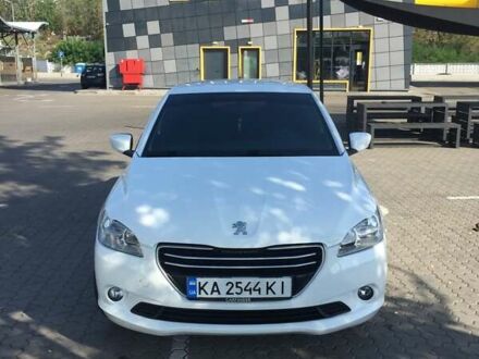 Пежо 301 2013 у Києві на Automoto.ua Пежо 301, об'ємом двигуна 1.2 л та пробігом 220 тис. км за 5500 $, фото 1 на Automoto.ua