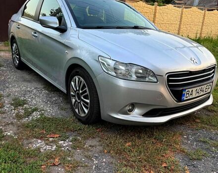 Сірий Пежо 301, об'ємом двигуна 1.6 л та пробігом 159 тис. км за 5500 $, фото 5 на Automoto.ua
