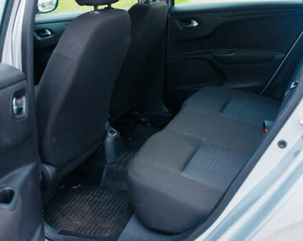 Серый Пежо 301, объемом двигателя 1.6 л и пробегом 32 тыс. км за 8200 $, фото 16 на Automoto.ua