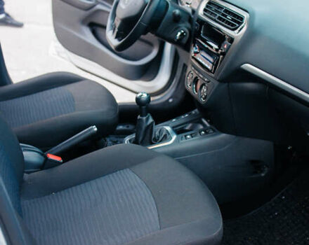 Серый Пежо 301, объемом двигателя 1.6 л и пробегом 32 тыс. км за 8200 $, фото 21 на Automoto.ua