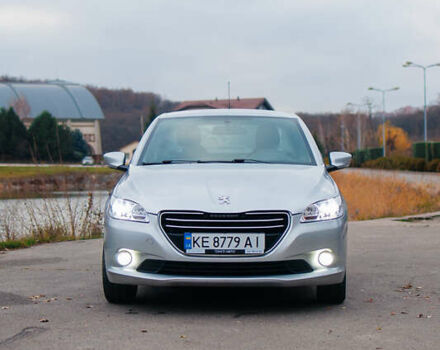 Серый Пежо 301, объемом двигателя 1.6 л и пробегом 32 тыс. км за 8200 $, фото 8 на Automoto.ua