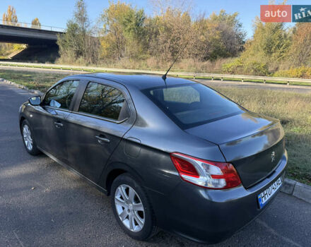 Серый Пежо 301, объемом двигателя 1.59 л и пробегом 156 тыс. км за 7400 $, фото 3 на Automoto.ua