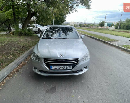 Сірий Пежо 301, об'ємом двигуна 1.2 л та пробігом 200 тис. км за 4600 $, фото 1 на Automoto.ua
