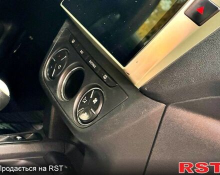 Пежо 301 2014 в Ахтырке на Automoto.ua Серый Пежо 301, объемом двигателя 1.6 л и пробегом 159 тыс. км за 5590 $, фото 7 на Automoto.ua