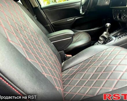 Пежо 301 2014 в Ахтырке на Automoto.ua Серый Пежо 301, объемом двигателя 1.6 л и пробегом 159 тыс. км за 5590 $, фото 5 на Automoto.ua