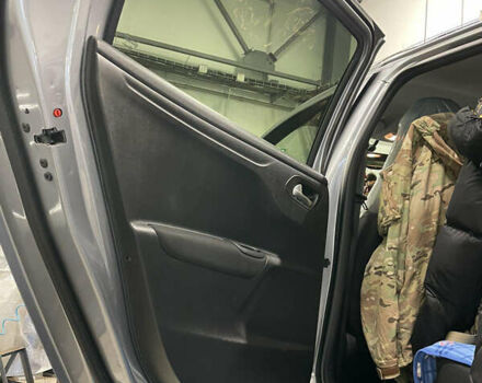Сірий Пежо 301, об'ємом двигуна 1.56 л та пробігом 172 тис. км за 8500 $, фото 66 на Automoto.ua