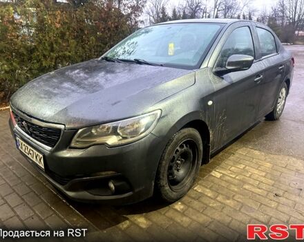 Сірий Пежо 301, об'ємом двигуна 1.2 л та пробігом 250 тис. км за 3650 $, фото 2 на Automoto.ua