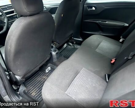 Сірий Пежо 301, об'ємом двигуна 1.2 л та пробігом 250 тис. км за 3650 $, фото 5 на Automoto.ua