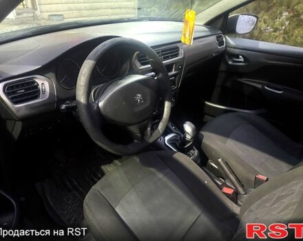 Сірий Пежо 301, об'ємом двигуна 1.2 л та пробігом 250 тис. км за 3650 $, фото 3 на Automoto.ua