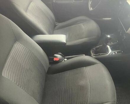 Сірий Пежо 301, об'ємом двигуна 1.56 л та пробігом 121 тис. км за 9500 $, фото 9 на Automoto.ua