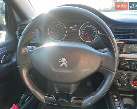 Сірий Пежо 301, об'ємом двигуна 1.56 л та пробігом 122 тис. км за 9490 $, фото 14 на Automoto.ua