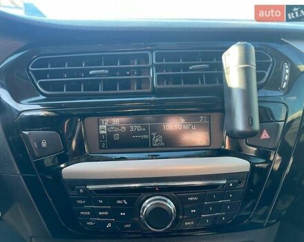 Сірий Пежо 301, об'ємом двигуна 1.56 л та пробігом 122 тис. км за 9490 $, фото 22 на Automoto.ua