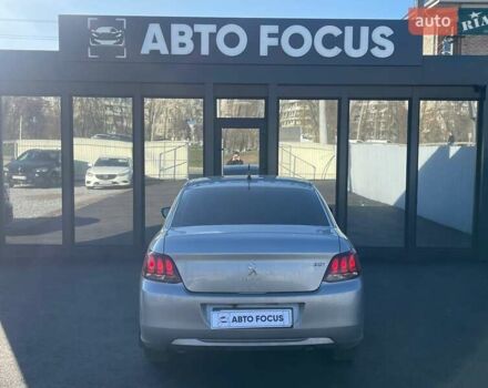 Сірий Пежо 301, об'ємом двигуна 1.56 л та пробігом 122 тис. км за 9490 $, фото 6 на Automoto.ua