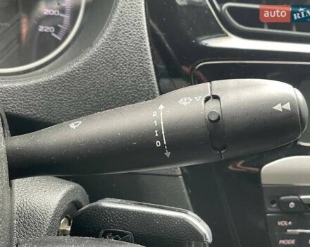 Пежо 301 2018 у Києві на Automoto.ua Сірий Пежо 301, об'ємом двигуна 1.56 л та пробігом 118 тис. км за 9890 $, фото 23 на Automoto.ua