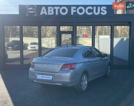 Сірий Пежо 301, об'ємом двигуна 1.56 л та пробігом 122 тис. км за 9490 $, фото 4 на Automoto.ua
