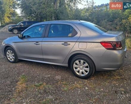 Серый Пежо 301, объемом двигателя 1.59 л и пробегом 55 тыс. км за 13200 $, фото 7 на Automoto.ua