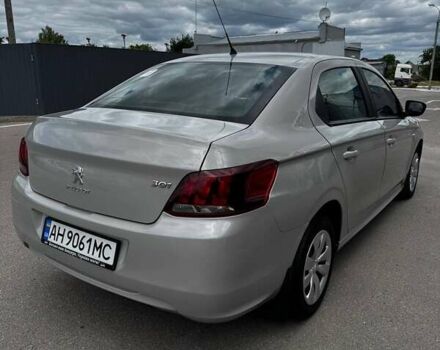 Сірий Пежо 301, об'ємом двигуна 1.59 л та пробігом 194 тис. км за 6850 $, фото 3 на Automoto.ua