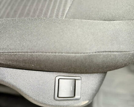 Серый Пежо 301, объемом двигателя 1.2 л и пробегом 160 тыс. км за 5950 $, фото 7 на Automoto.ua