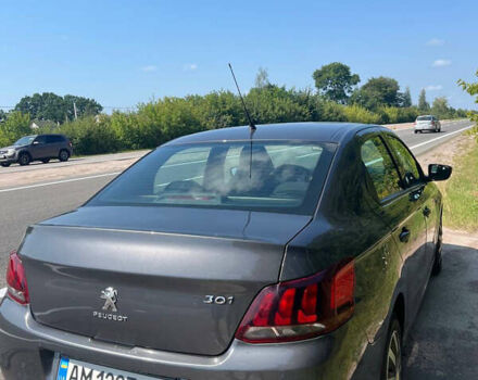 Серый Пежо 301, объемом двигателя 1.59 л и пробегом 120 тыс. км за 9500 $, фото 3 на Automoto.ua