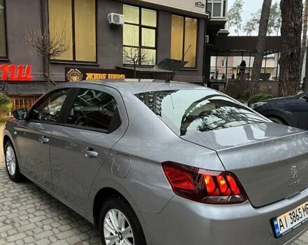 Сірий Пежо 301, об'ємом двигуна 1.59 л та пробігом 54 тис. км за 12900 $, фото 3 на Automoto.ua