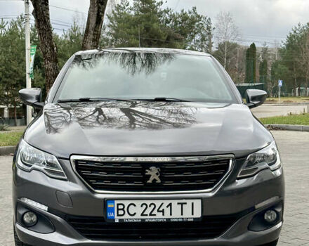 Серый Пежо 301, объемом двигателя 1.59 л и пробегом 66 тыс. км за 13000 $, фото 2 на Automoto.ua