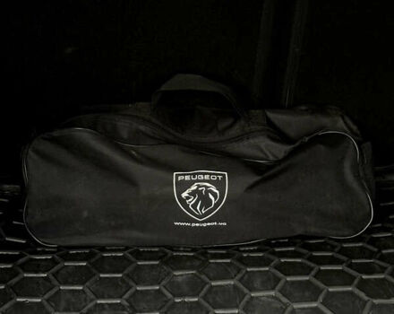 Серый Пежо 301, объемом двигателя 1.59 л и пробегом 66 тыс. км за 13000 $, фото 11 на Automoto.ua