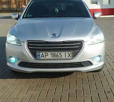 Пежо 301 2013 у Запоріжжя на Automoto.ua Сірий Пежо 301, об'ємом двигуна 1.6 л та пробігом 195 тис. км за 6300 $, фото 1 на Automoto.ua