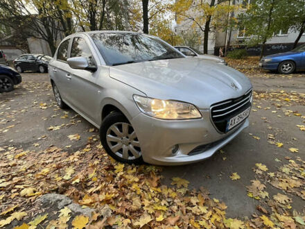Серый Пежо 301, объемом двигателя 1.2 л и пробегом 200 тыс. км за 4599 $, фото 1 на Automoto.ua