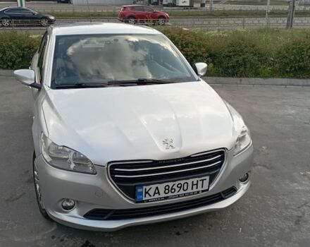 Серый Пежо 301, объемом двигателя 1.2 л и пробегом 197 тыс. км за 5000 $, фото 1 на Automoto.ua