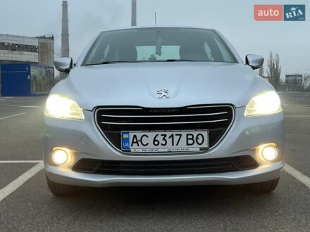 Сірий Пежо 301, об'ємом двигуна 1.2 л та пробігом 144 тис. км за 6200 $, фото 1 на Automoto.ua