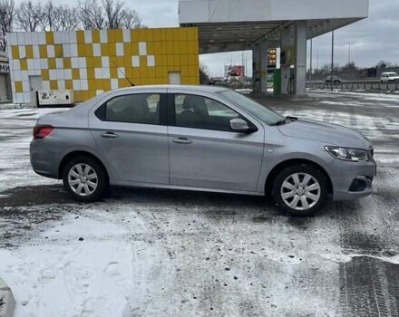 Серый Пежо 301, объемом двигателя 1.2 л и пробегом 144 тыс. км за 5850 $, фото 1 на Automoto.ua
