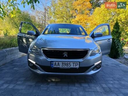 Серый Пежо 301, объемом двигателя 1.2 л и пробегом 145 тыс. км за 7400 $, фото 1 на Automoto.ua