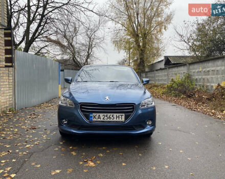 Синий Пежо 301, объемом двигателя 1.56 л и пробегом 228 тыс. км за 6300 $, фото 1 на Automoto.ua