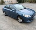 Синий Пежо 301, объемом двигателя 1.6 л и пробегом 194 тыс. км за 5600 $, фото 1 на Automoto.ua