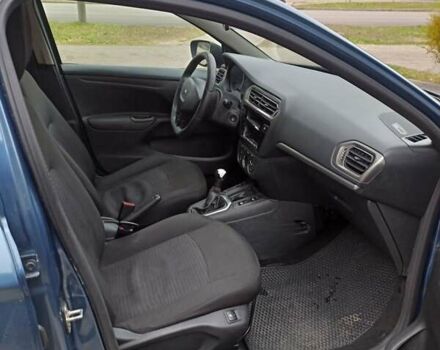 Синий Пежо 301, объемом двигателя 1.56 л и пробегом 367 тыс. км за 5500 $, фото 1 на Automoto.ua