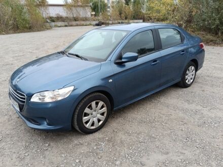 Синий Пежо 301, объемом двигателя 1.6 л и пробегом 194 тыс. км за 5600 $, фото 1 на Automoto.ua