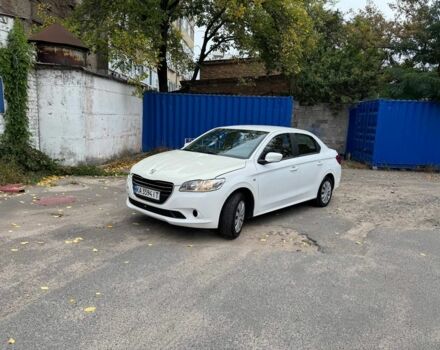 Пежо 304 2017 у Києві на Automoto.ua Білий Пежо 304, об'ємом двигуна 1.2 л та пробігом 245 тис. км за 4800 $, фото 1 на Automoto.ua