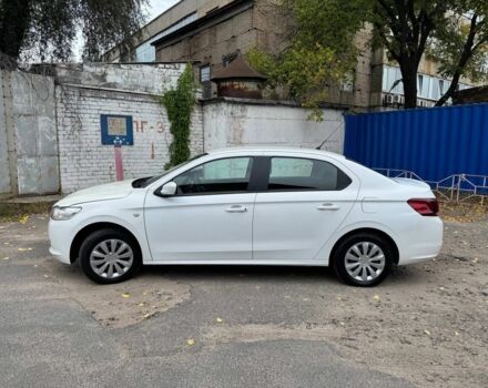 Пежо 304 2017 у Києві на Automoto.ua Білий Пежо 304, об'ємом двигуна 1.2 л та пробігом 245 тис. км за 4800 $, фото 3 на Automoto.ua