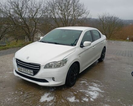Белый Пежо 304, объемом двигателя 1.6 л и пробегом 300 тыс. км за 4999 $, фото 1 на Automoto.ua