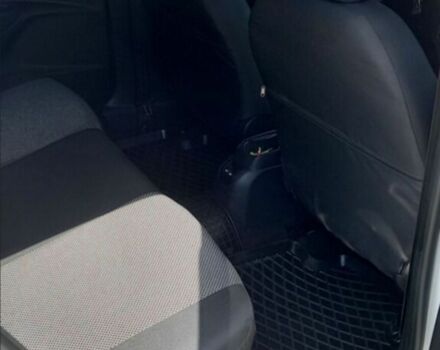 Білий Пежо 304, об'ємом двигуна 1.2 л та пробігом 210 тис. км за 4700 $, фото 4 на Automoto.ua