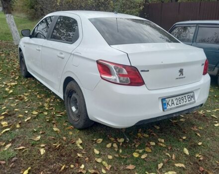 Пежо 304 2016 у Києві на Automoto.ua Білий Пежо 304, об'ємом двигуна 1.2 л та пробігом 370 тис. км за 4500 $, фото 3 на Automoto.ua